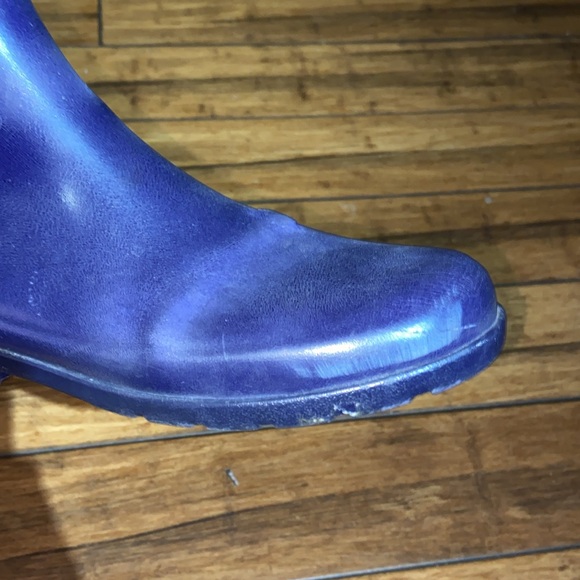 Dark purple Hunter Refined Short Gloss rain boots. - Picture 9 of 9